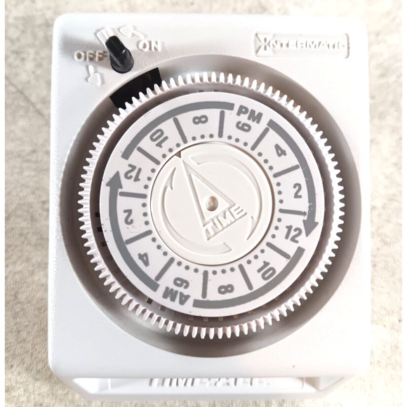 Intermatic Time All Plug-In Light Appliance Timer 24 hour 15 amp - Picture 1 of 4